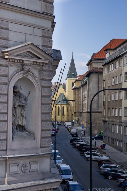Apartments With 2 Bathrooms- 5 Minutes From Old Town - 102 M2 Prag Eksteriør billede