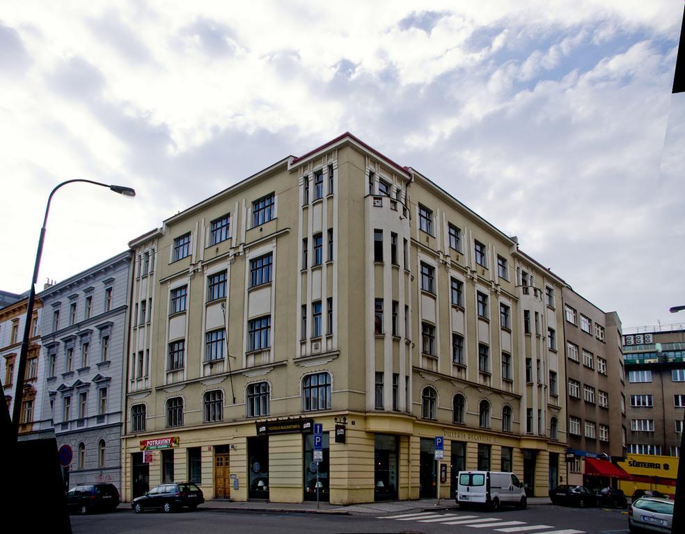 Apartments With 2 Bathrooms- 5 Minutes From Old Town - 102 M2 Prag Eksteriør billede