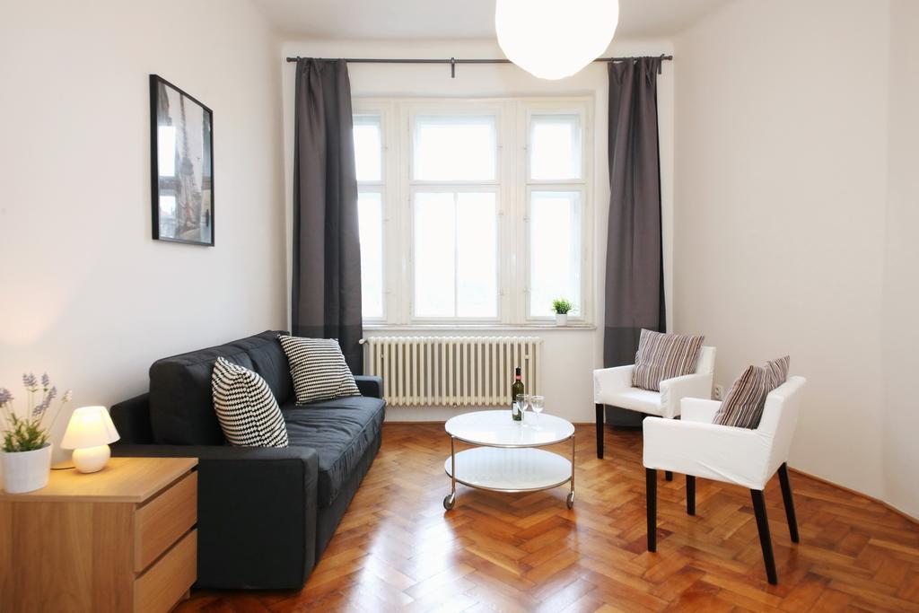 Apartments With 2 Bathrooms- 5 Minutes From Old Town - 102 M2 Prag Eksteriør billede