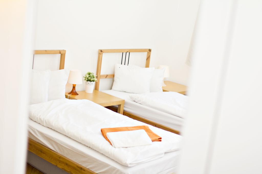 Apartments With 2 Bathrooms- 5 Minutes From Old Town - 102 M2 Prag Eksteriør billede