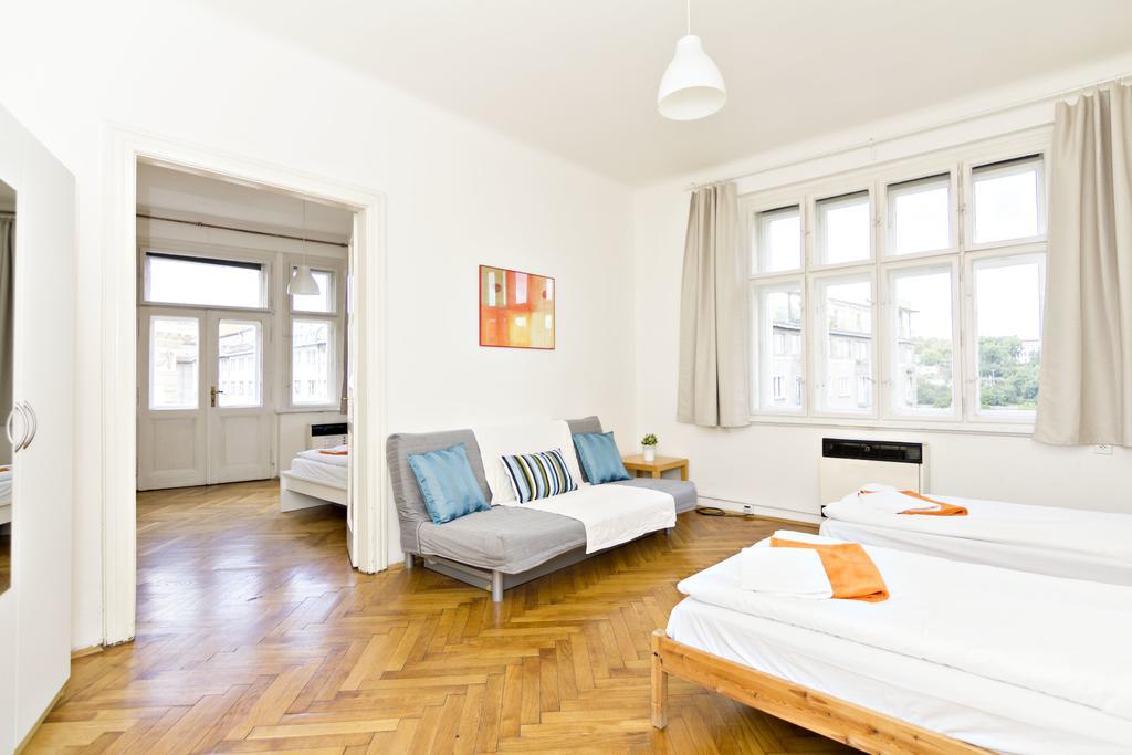 Apartments With 2 Bathrooms- 5 Minutes From Old Town - 102 M2 Prag Eksteriør billede
