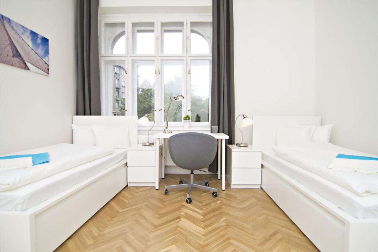 Apartments With 2 Bathrooms- 5 Minutes From Old Town - 102 M2 Prag Eksteriør billede
