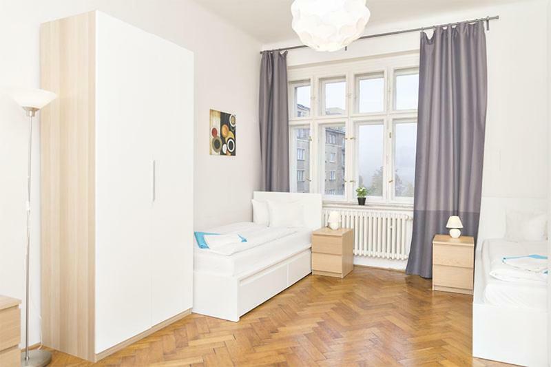 Apartments With 2 Bathrooms- 5 Minutes From Old Town - 102 M2 Prag Eksteriør billede